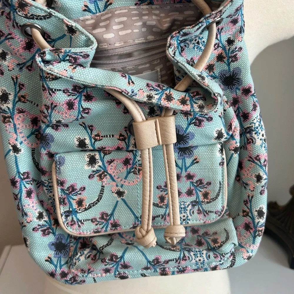 Sakroots Floral Print Light Blue Backpack